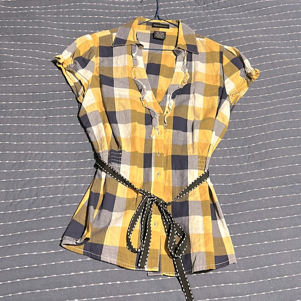Cute summer day blouse. Gold, navy blue, and cream plaid cotton.